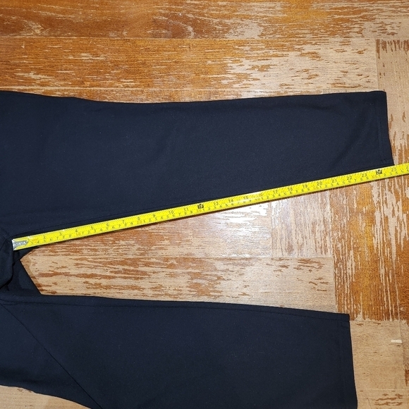 INC International Concepts Petite Black Skinny Leg Jeggings Size 10PS - Picture 5 of 9